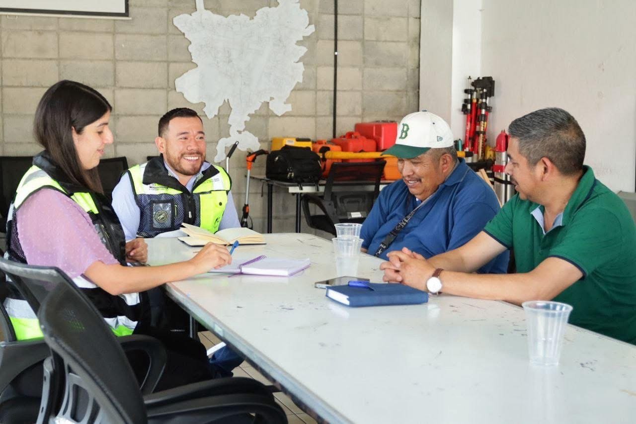 Gobierno de Uruapan atiende necesidades de Santa Ana Zirosto