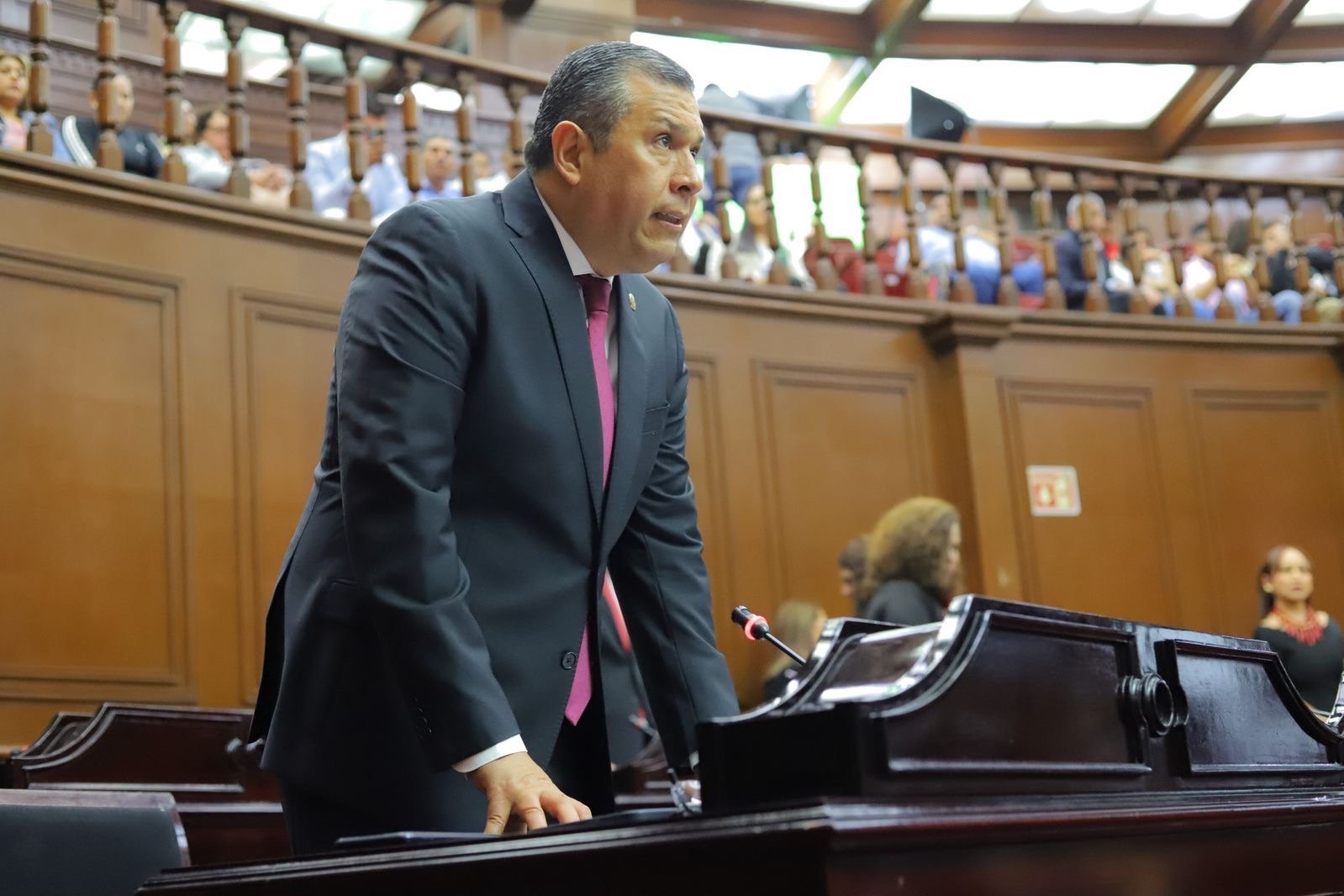 Desde el pleno, Barragán exige pago justo por tierras expropiadas para segundo anillo periférico de Morelia