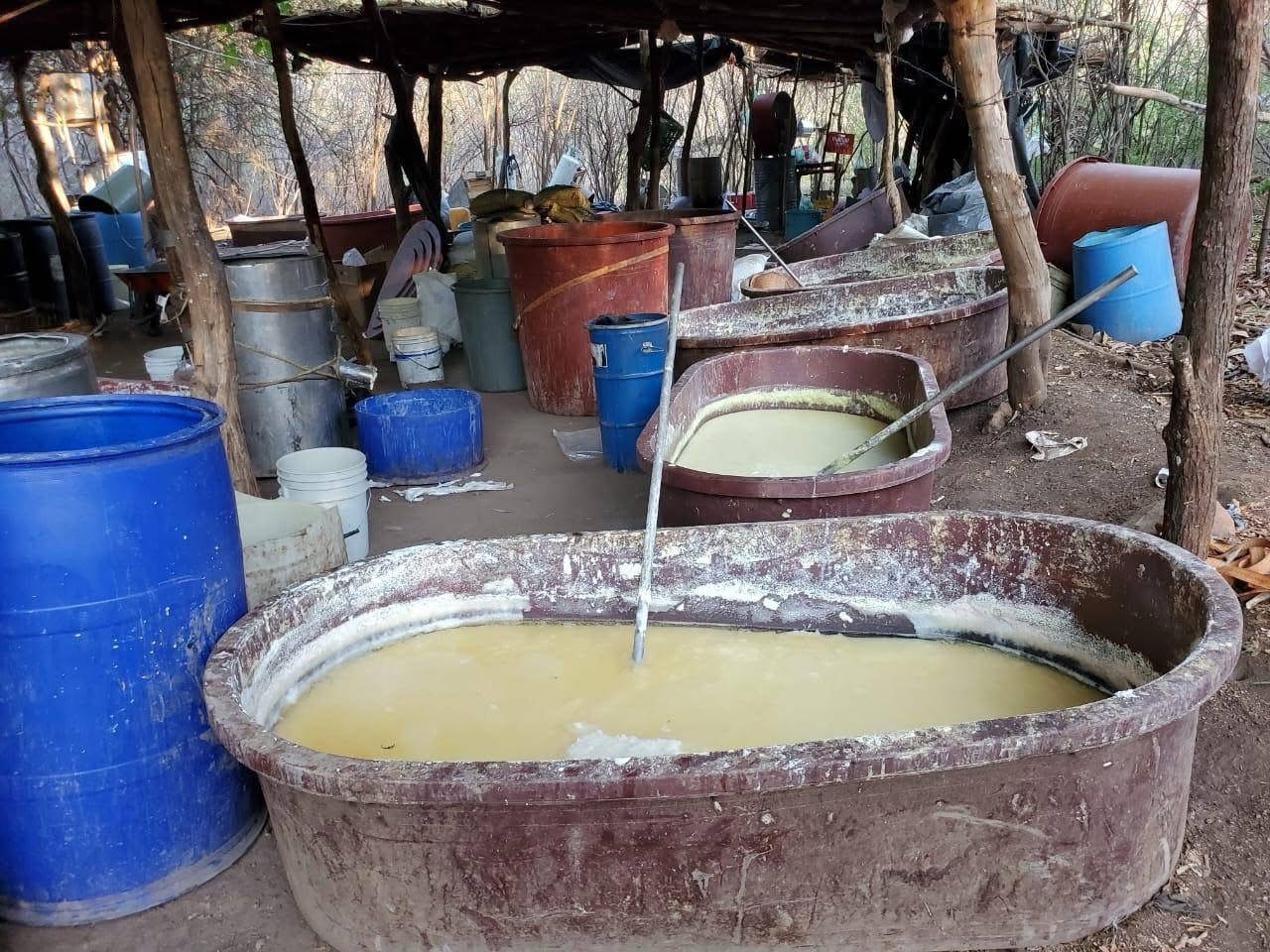 Duro golpe al narco; aseguran laboratorio y 100 kg de mentanfetamina