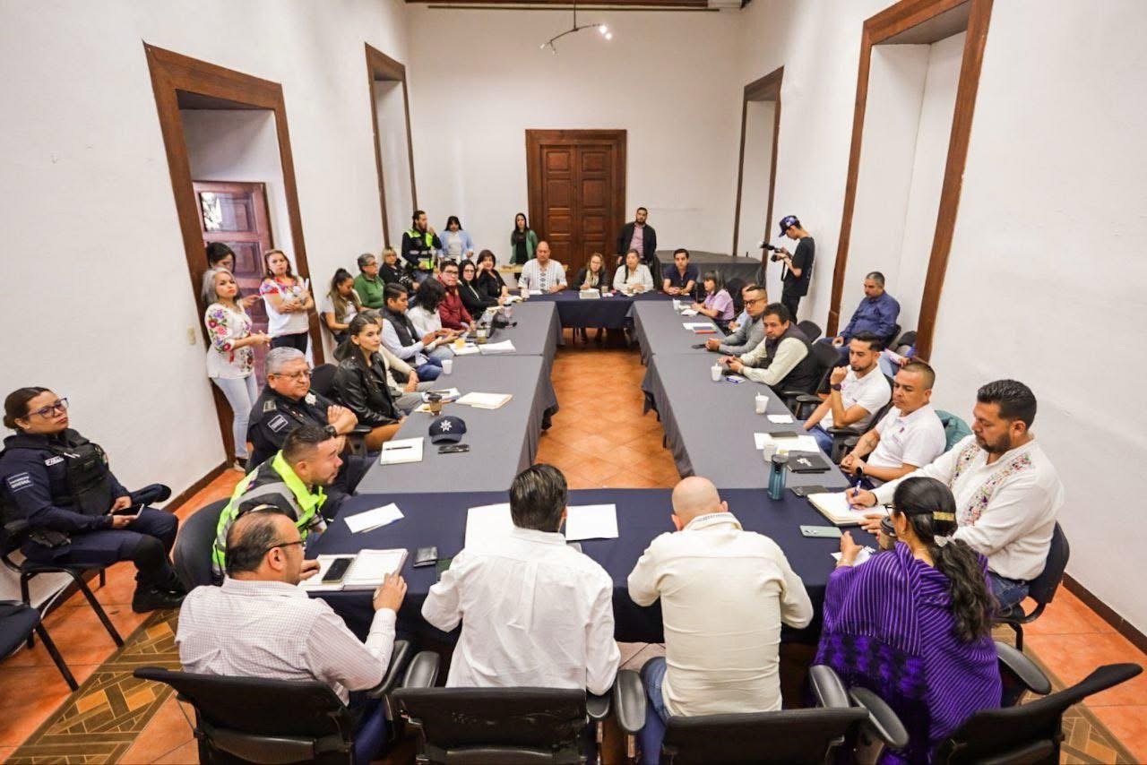 Uruapan se alista para el Tianguis Artesanal Domingo de Ramos 2025