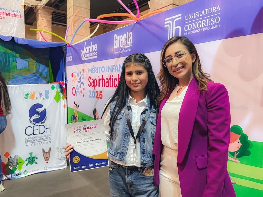 Reconoce Grecia Aguilar participación de niñas y niños en la entrega del Mérito Infantil Sapirhaticheri 2025