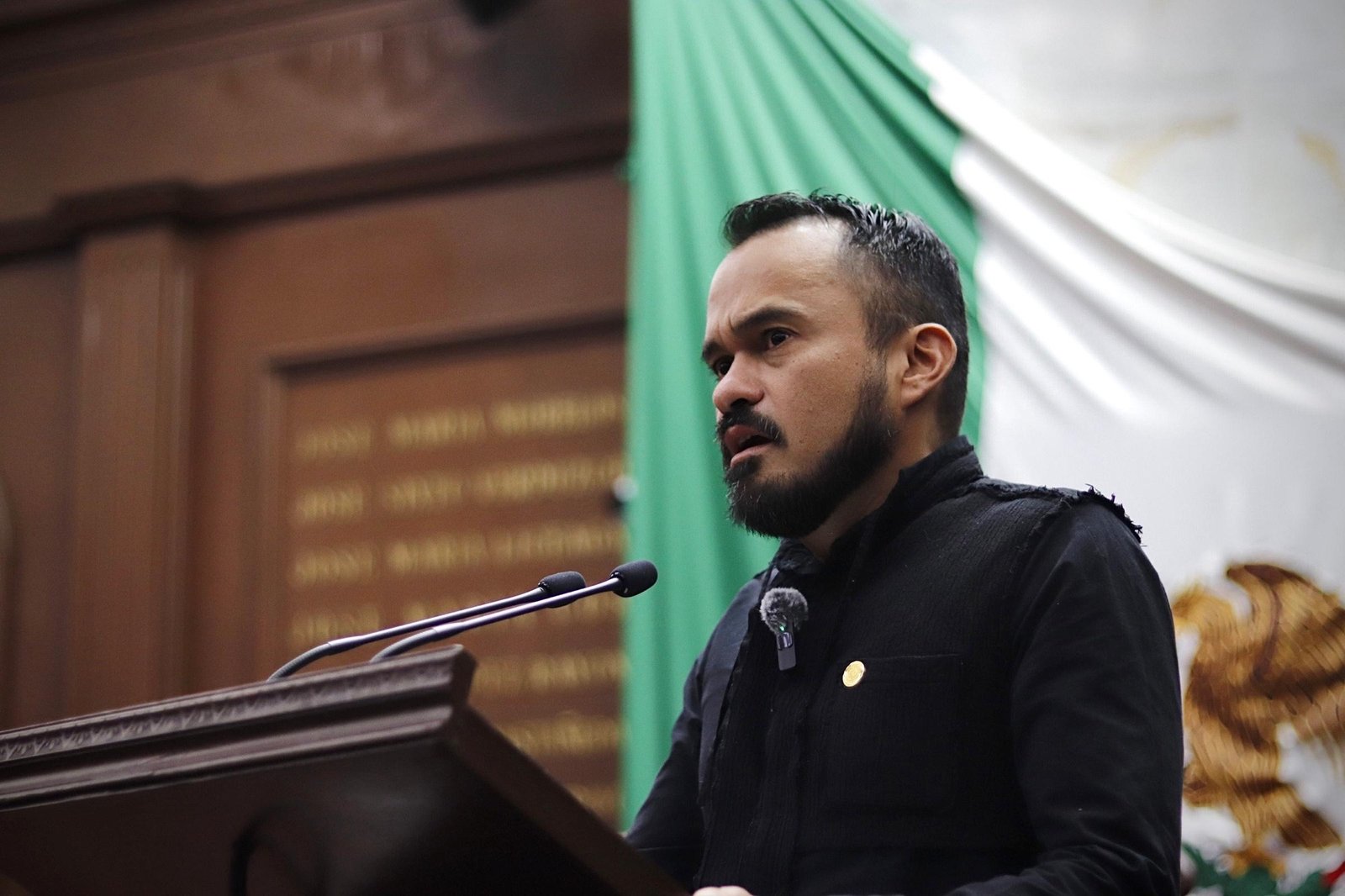 Hugo Rangel advierte que hay vulnerabilidad jurídica en la reforma que prohíbe la tauromaquia en Michoacán