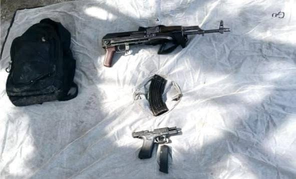 Detenidas 2 personas con armas de fuego en Apatzingán