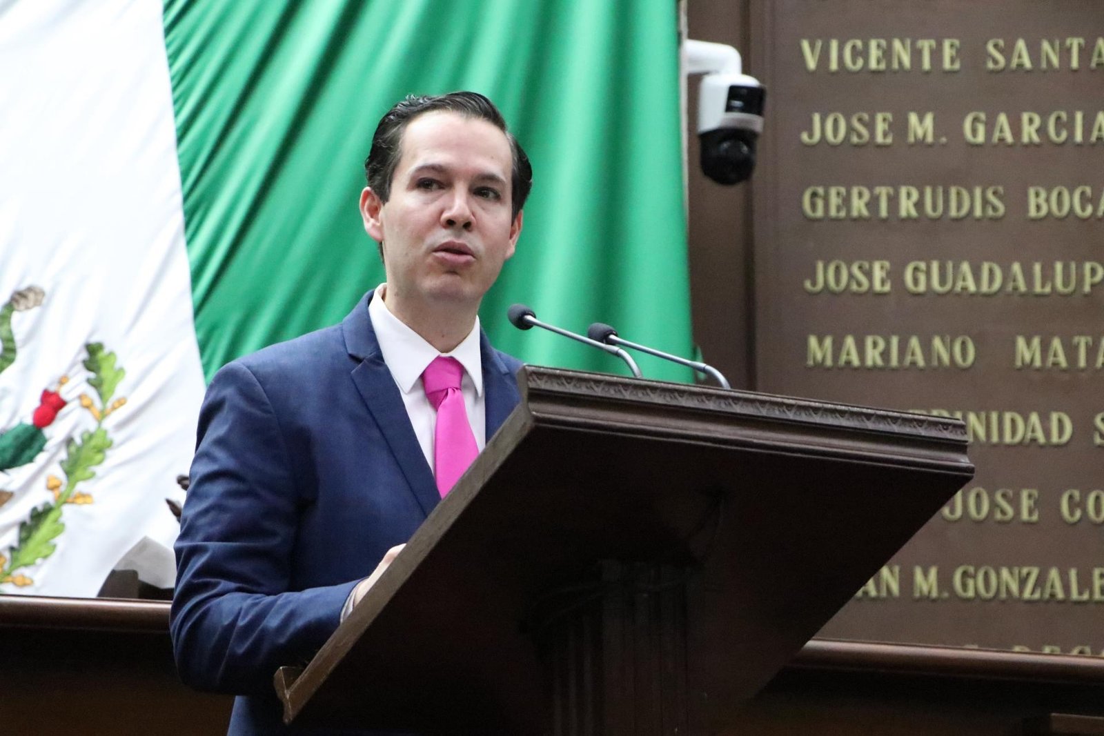 Urgente reformar el Código Penal de Michoacán para Proteger el Patrimonio de los Ciudadanos ante Estafas Financieras: Alfredo Anaya