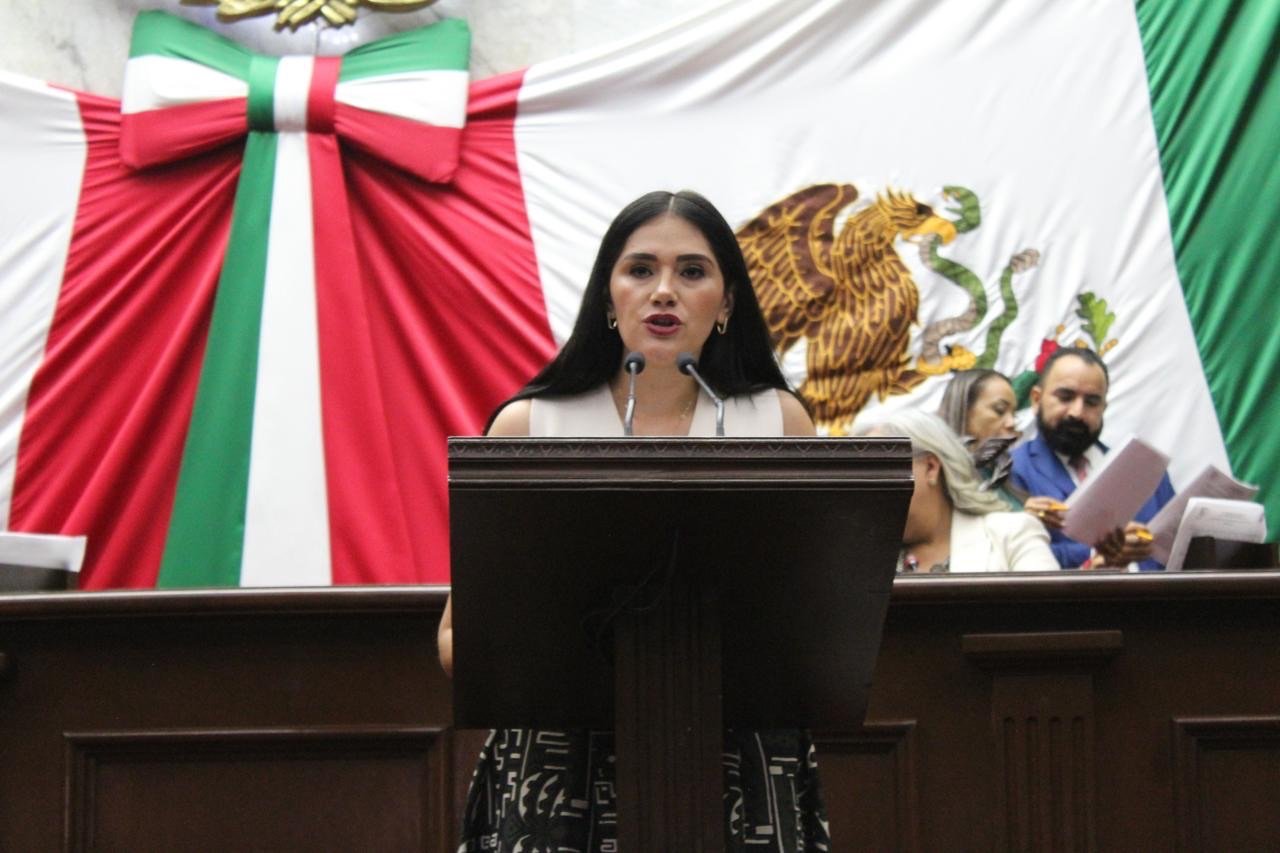 Capacitación de docentes en materia de Protección Civil, propone Diana Espinoza
