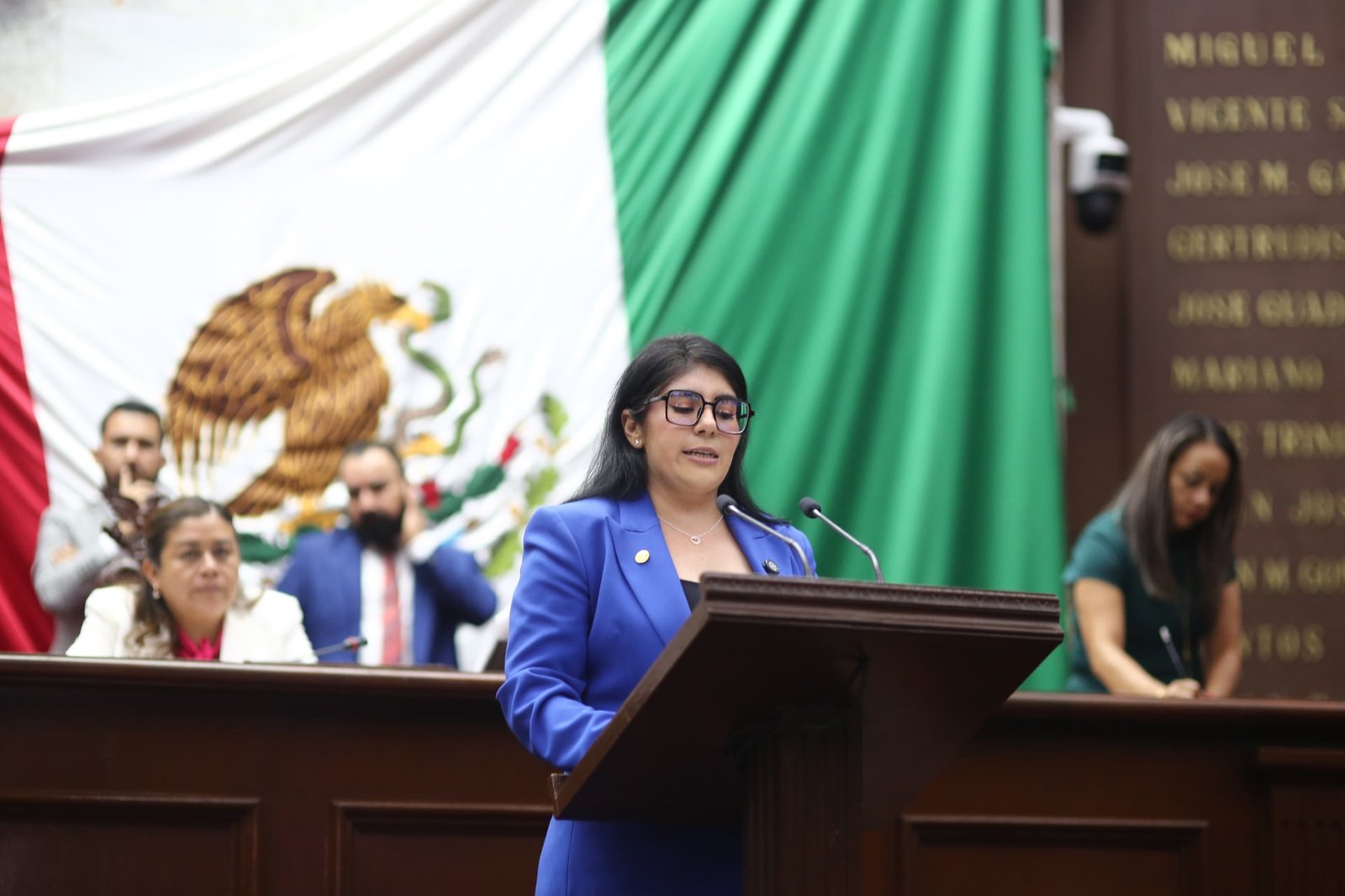 Propone Vanhe Caratachea fortalecer la protección de la niñez en Michoacán
