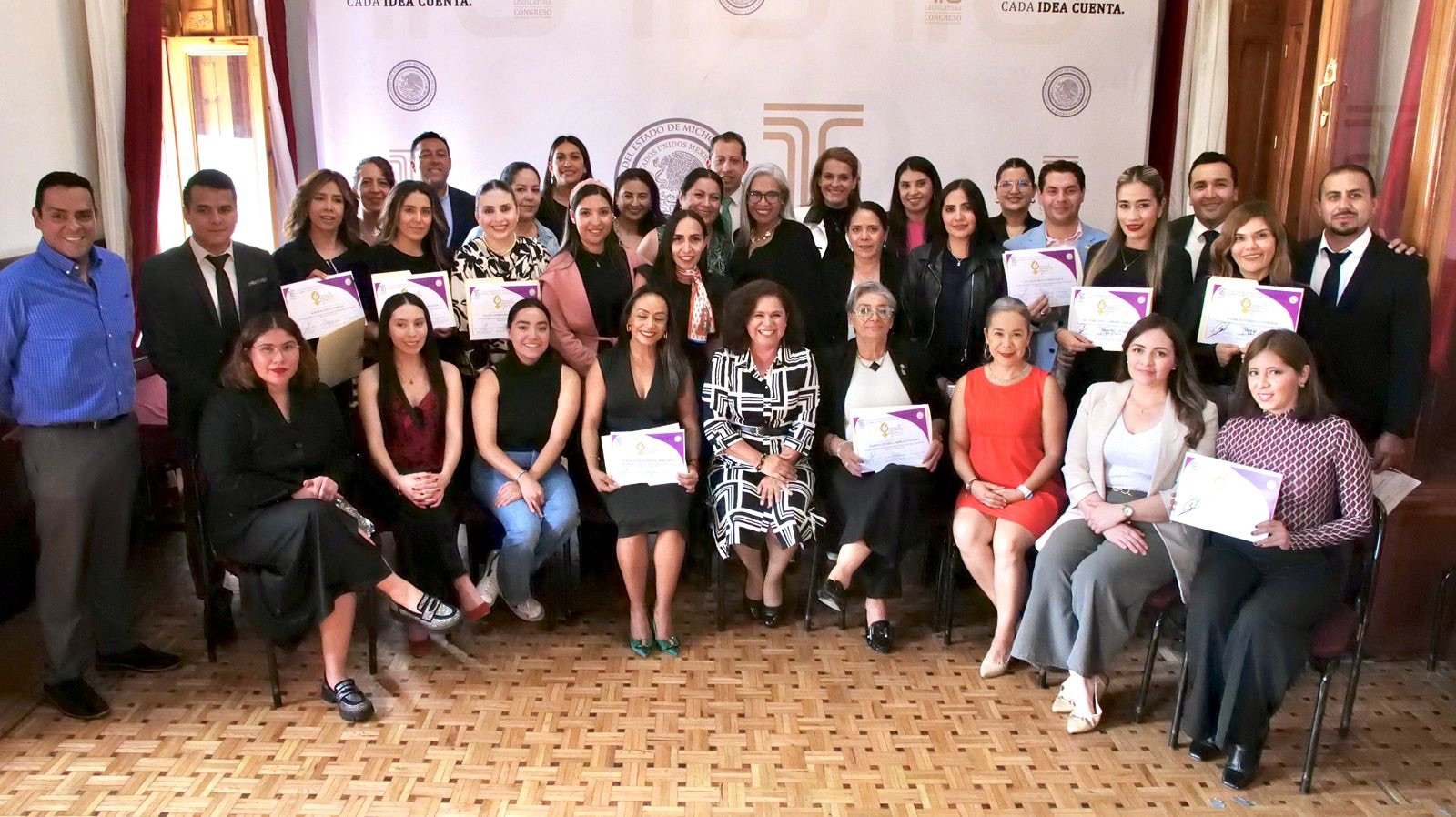 Personal del Congreso del Estado de Michoacán, pilares del poder legislativo: Diputada Melba Albavera Padilla