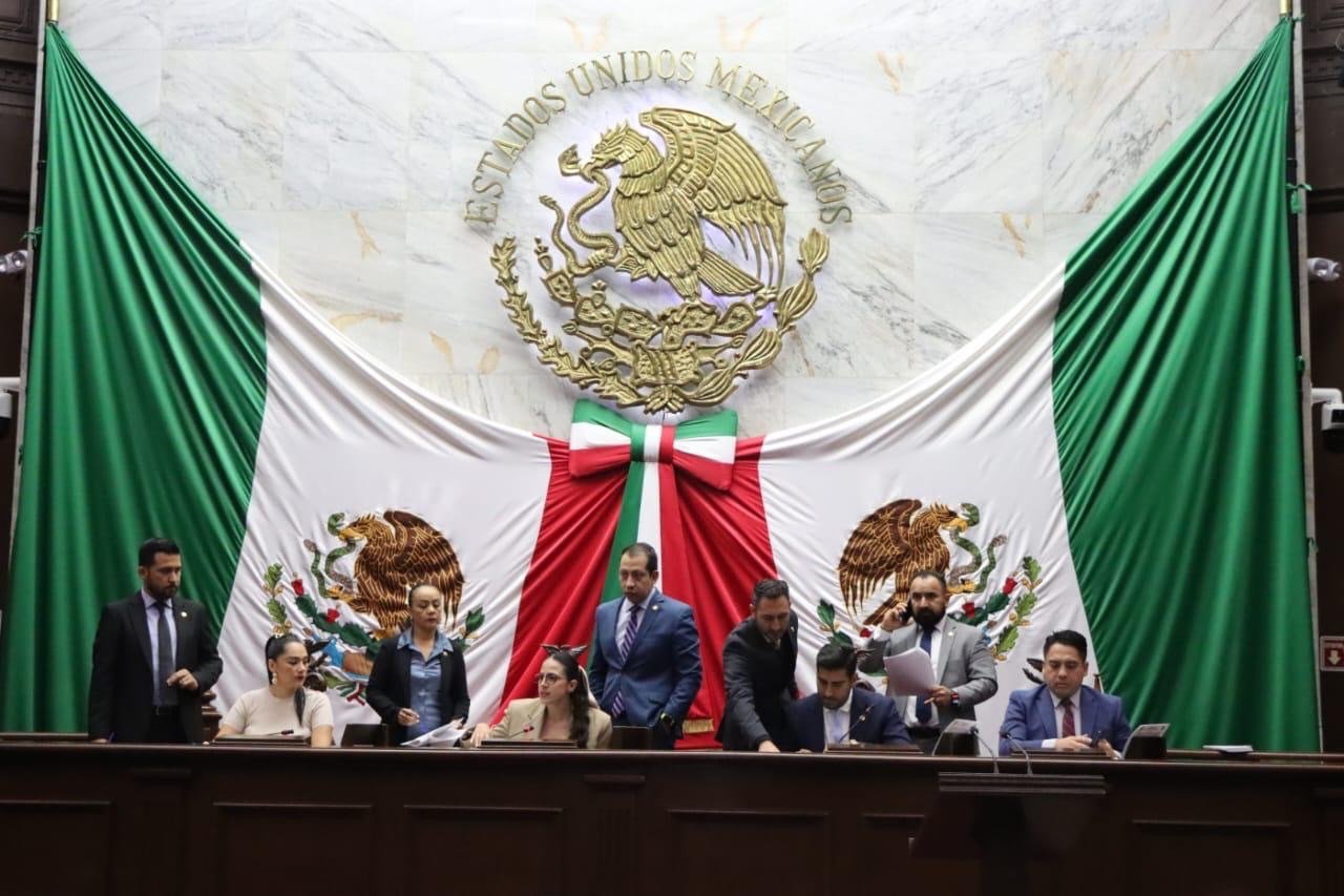 Mujeres operadoras de transporte público, por Ley deberán tener mismas condiciones laborales que los hombres: 76 Legislatura