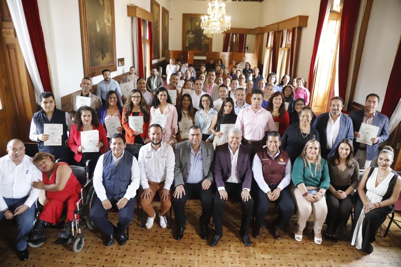 La capacitación constante, fundamental para el progreso de la sociedad: 76 Legislatura