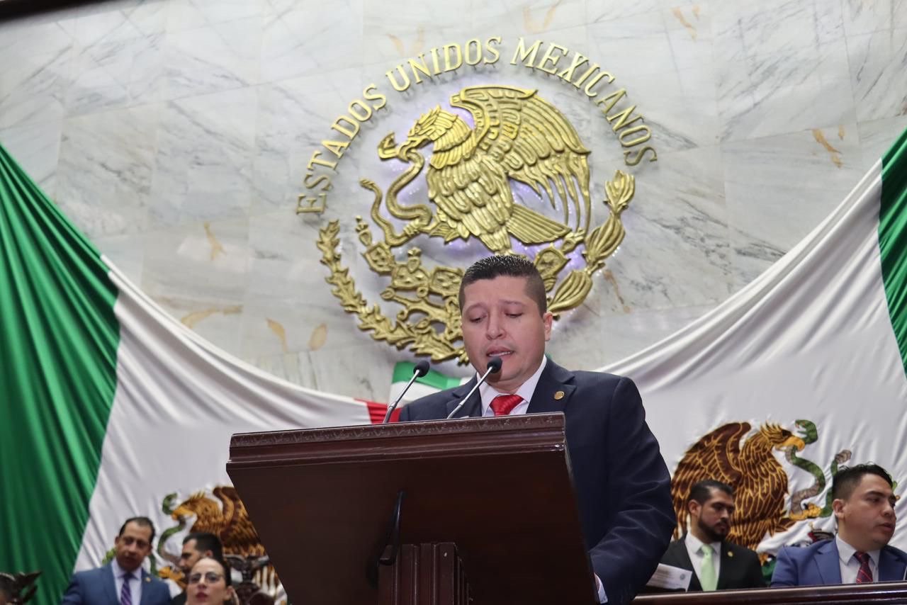 Presenta Vicente Gómez iniciativa para accesibilidad de personas con discapacidad