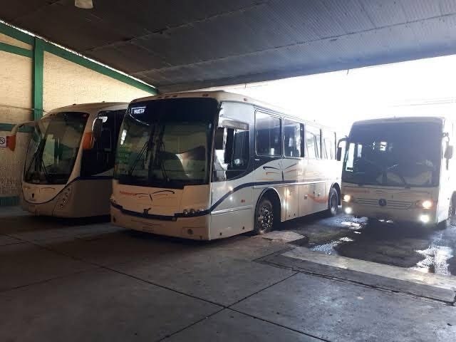 Hombre sobrevive a ataque armado tras refugiarse en Terminal de Autobuses en Apatzingán