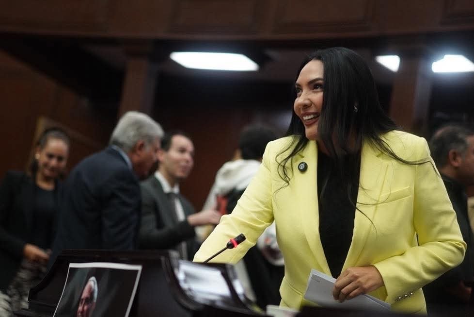 Impulsa Adriana Campos reforma para garantizar la salud integral del hombre en Michoacán