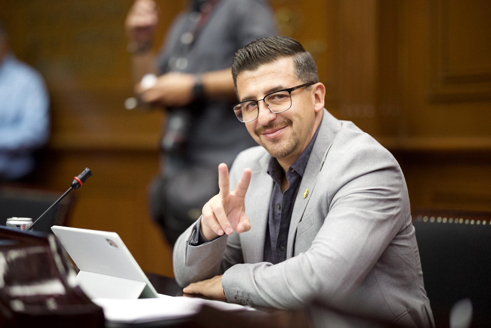 Diputado Toño Mendoza impulsa la creación de la Ruta de Turismo Artesanal en Michoacán