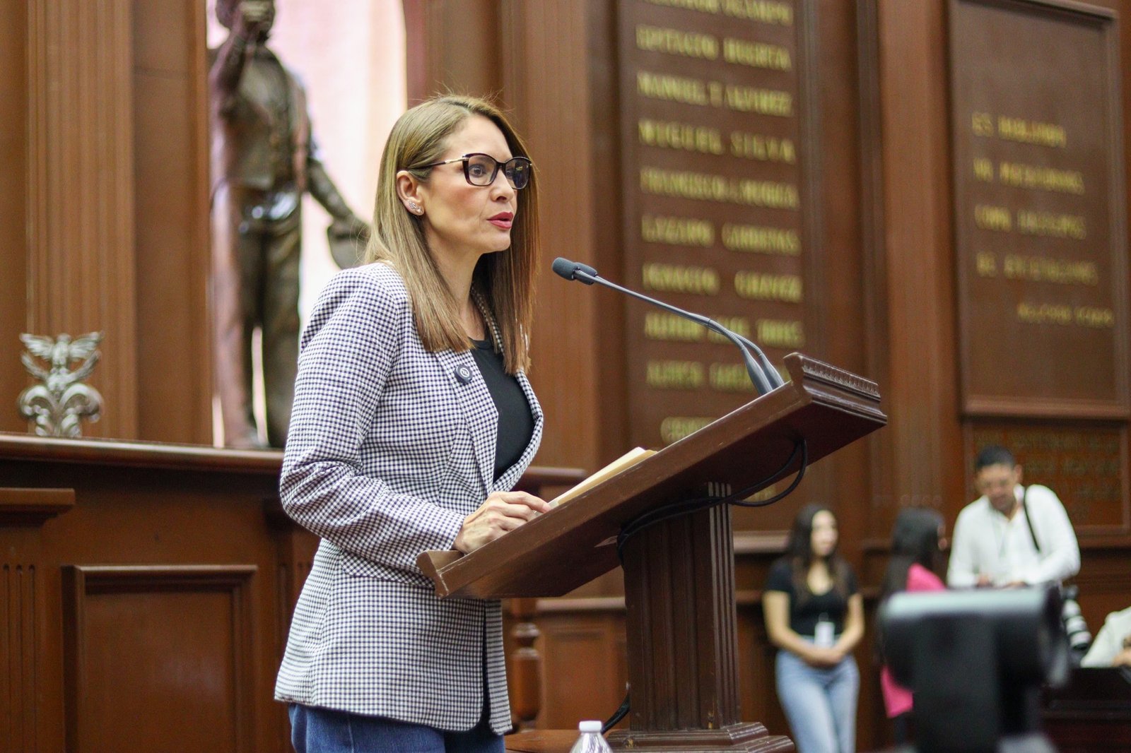 Impulsa Nalleli Pedraza incluir figura de Guía Sombra en Ley de Educación