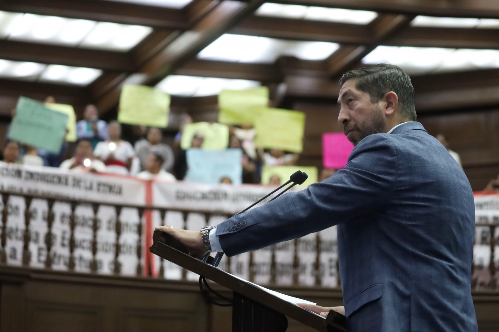 Abraham Espinoza propone la creación de la Dirección de Educación Indígena Náhuatl