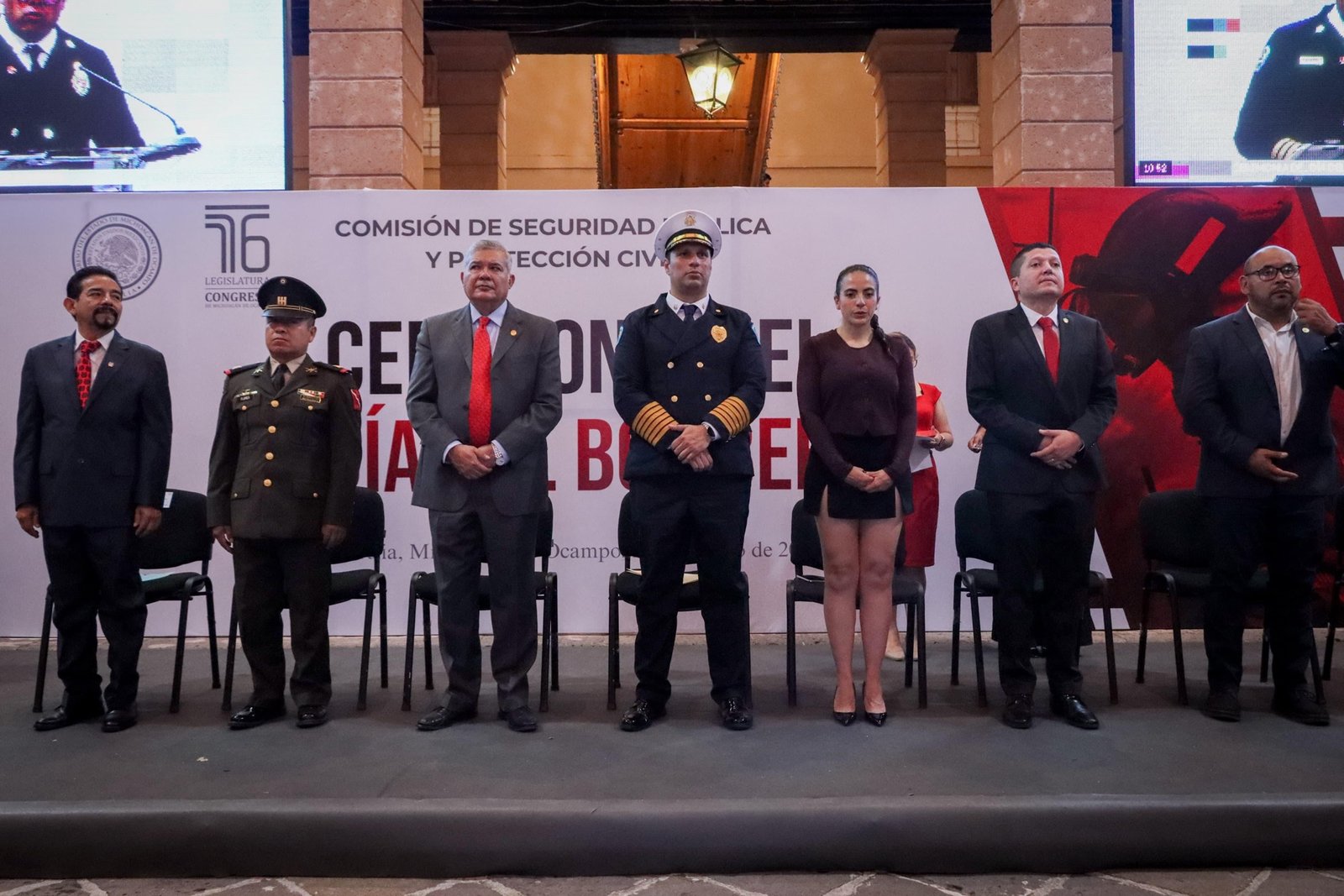 Magaña de la Mora, tras entrega de reconocimientos a bomberos en el Congreso, resalta la labor que realizan