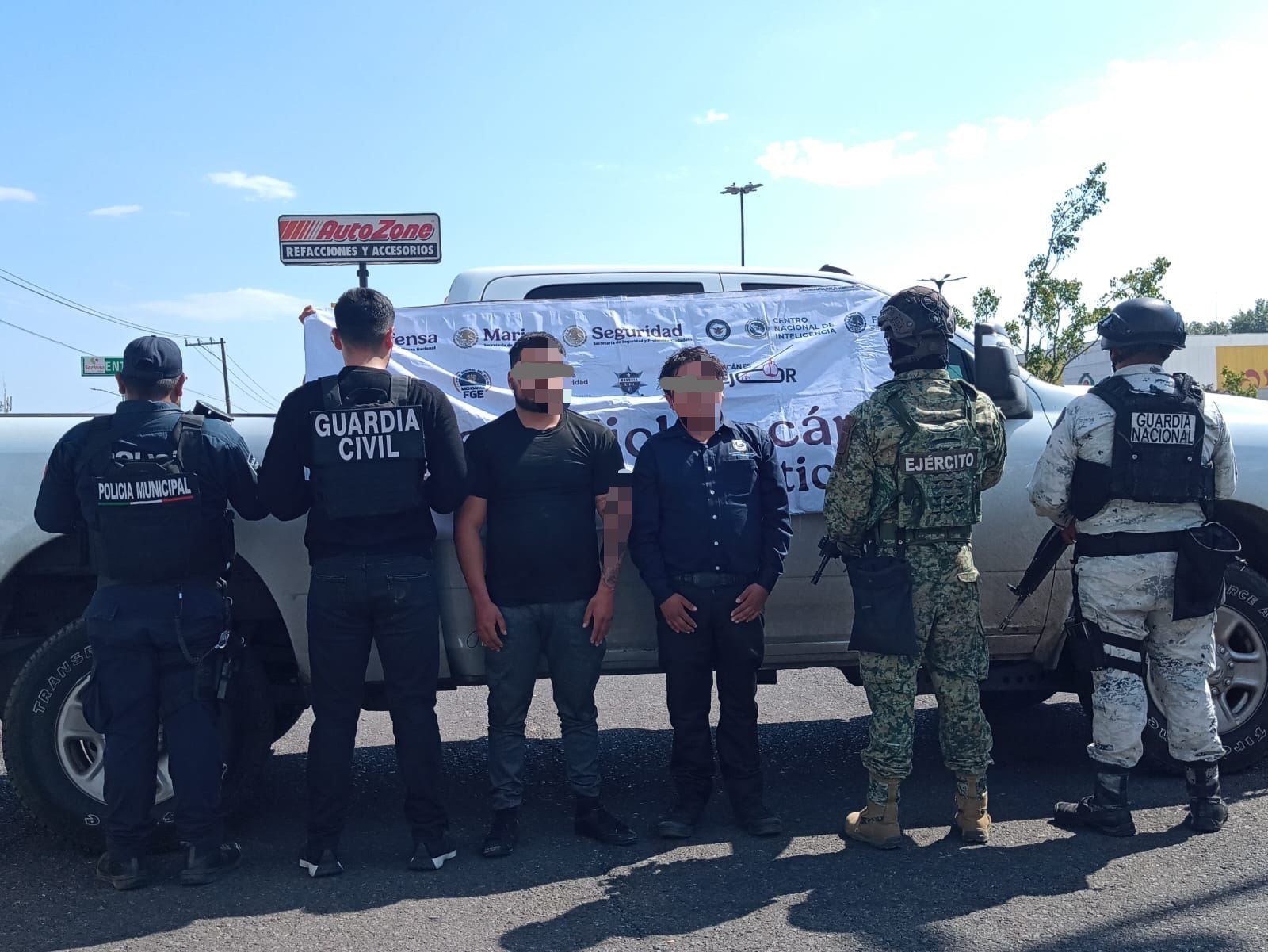 Caen dos presuntos extorsionadores tras operativo con pago controlado en Uruapan