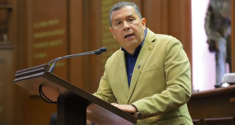 Barragán propone bonificación en recibos del servicio de agua