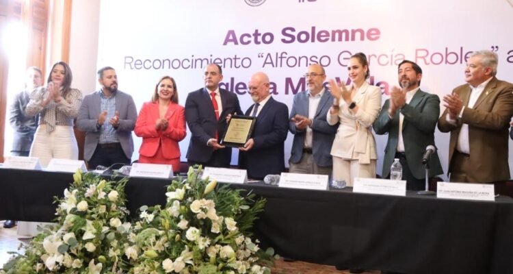 Congreso del Estado entrega a la Iglesia MasVida el Reconocimiento “Alfonso García Robles”