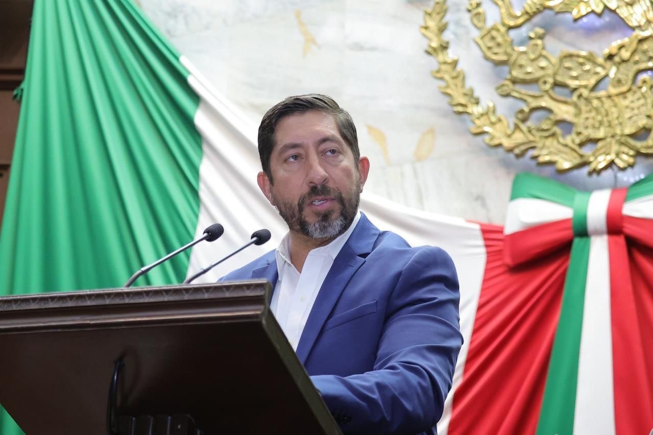 Abraham Espinoza busca que ayuntamientos garanticen accesibilidad en palacios municipales Abraham Espinoza busca que ayuntamientos garanticen accesibilidad en palacios municipales