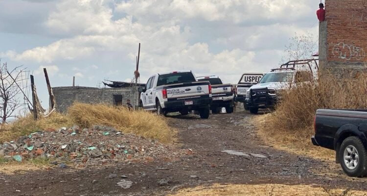 Hallan cuerpo de mujer semienterrado en vivienda de Morelia