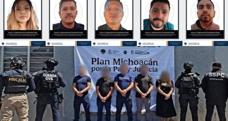 Caen síndica, regidores y mando policial de Chavinda; les aseguran armas, droga y equipo táctico