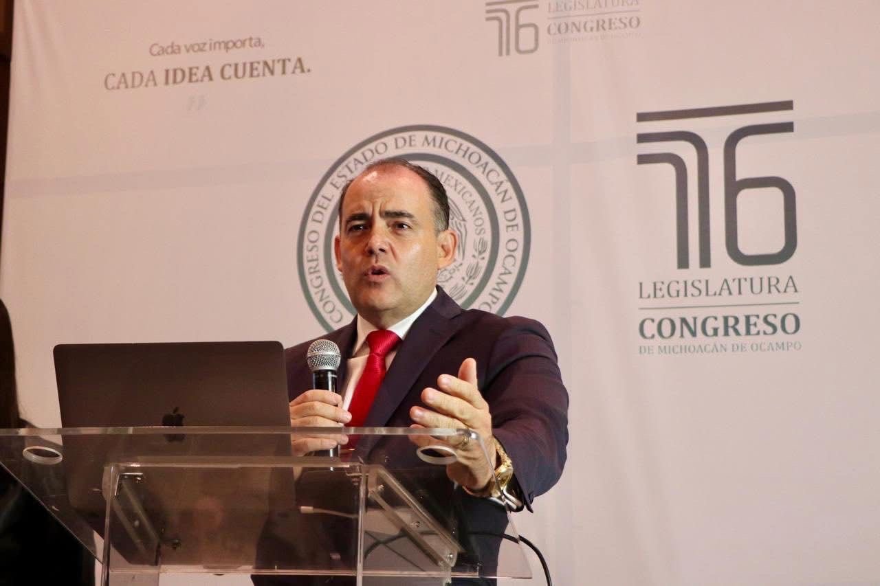 Destaca Baltazar Gaona cumplimiento total de municipios en Cuenta Pública 2025 y llama a autogobiernos a sumarse
