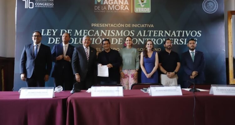 La Ley de Mecanismos Alternativos de Solución evitaría juicios, plantea Juan Antonio Magaña de la Mora en iniciativa