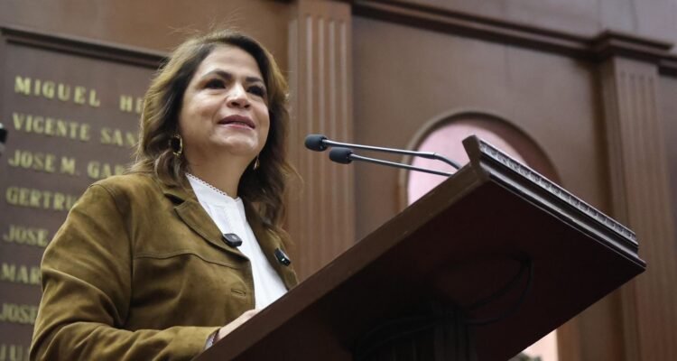 Fabiola Alanís respalda aprobación de reforma constitucional contra el feminicidio que se logró en el Congreso de Michoacán