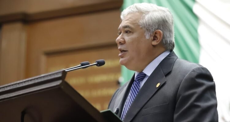 Para evitar vicios de autoridad, presenta Juan Antonio Magaña de la Mora iniciativa para suplencia en alcaldías