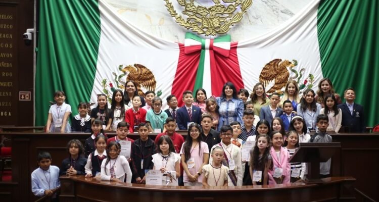 Congreso del Estado aproba reforma impulsada por Vanhe Caratachea para garantizar que la infancia tenga voz en los ayuntamientos