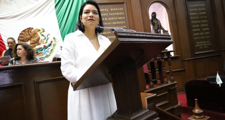 Eréndira Isauro impulsa reforma para garantizar apoyo directo a mujeres artesanas indígenas de Michoacán