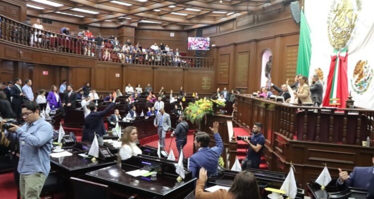 Congreso del Estado fortalece sistema democrático en Michoacán con reforma electoral