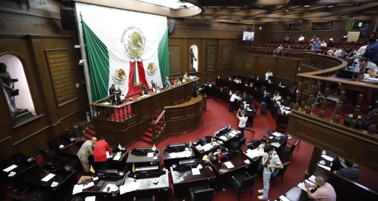 Exhorta 76 Legislatura a la rectora de la UMSNH atender a la brevedad problemática de huelga