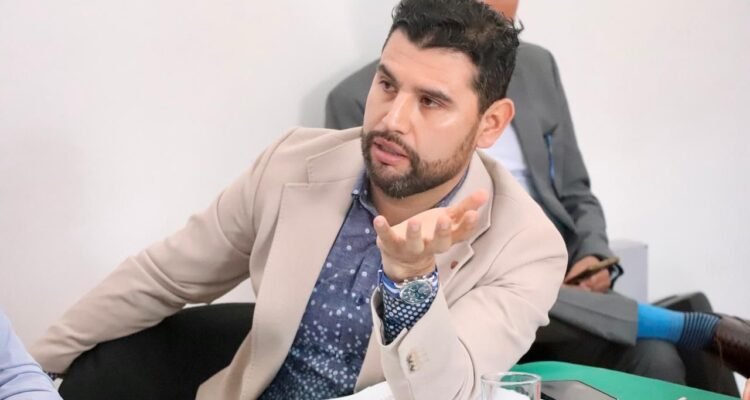 Octavio Ocampo plantea reforma electoral; se busca “fortalecer la democracia y frenar la injerencia criminal”, remarca