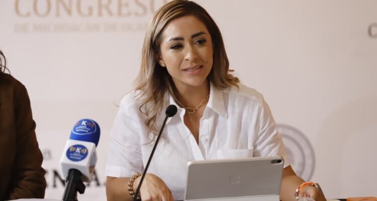 Juventudes michoacanas deben ser escuchadas y participar activamente en las decisiones del estado: Grecia Aguilar